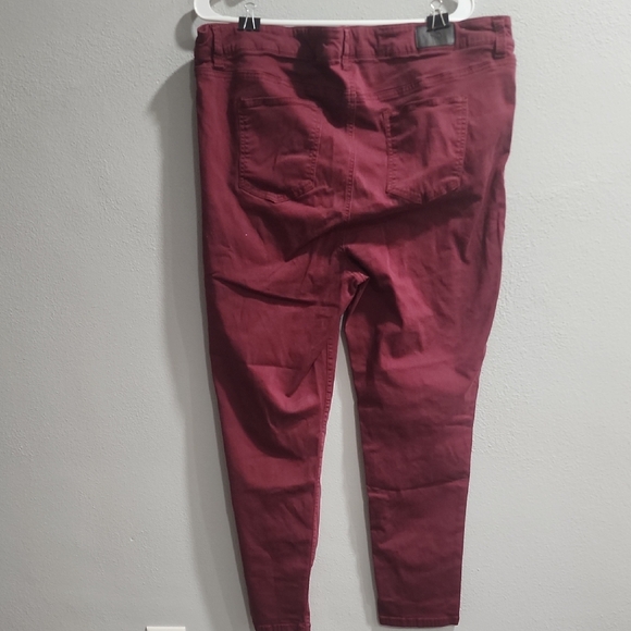 Celebrity Pink Women's Dark Red Ankle Jeans - Picture 3 of 4